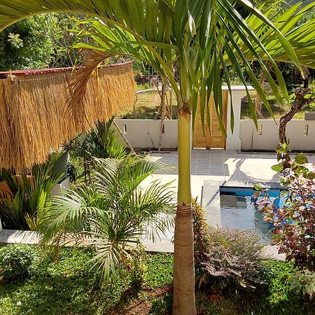 Okaoki Homestay Amed Extérieur photo