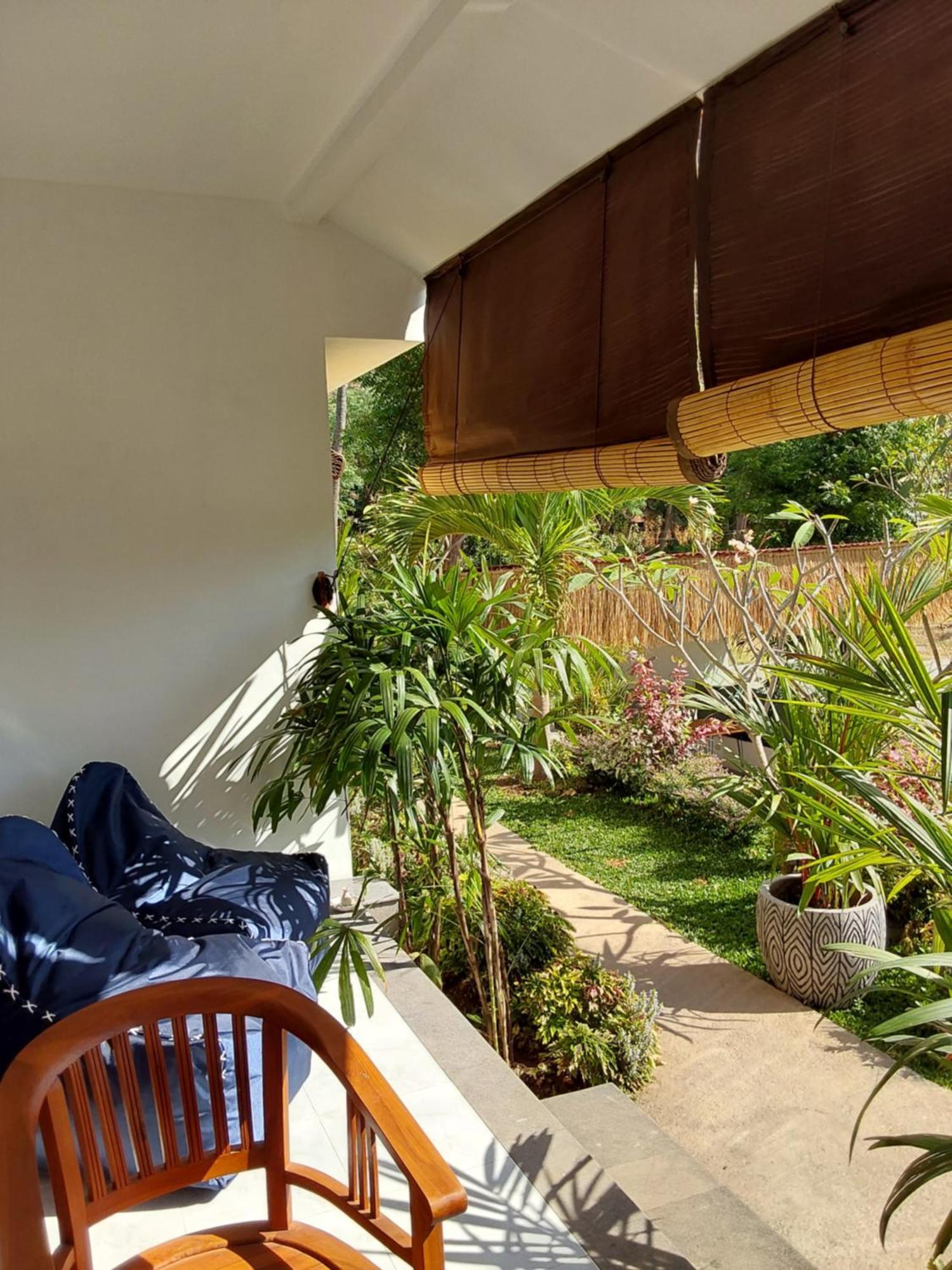 Okaoki Homestay Amed Extérieur photo