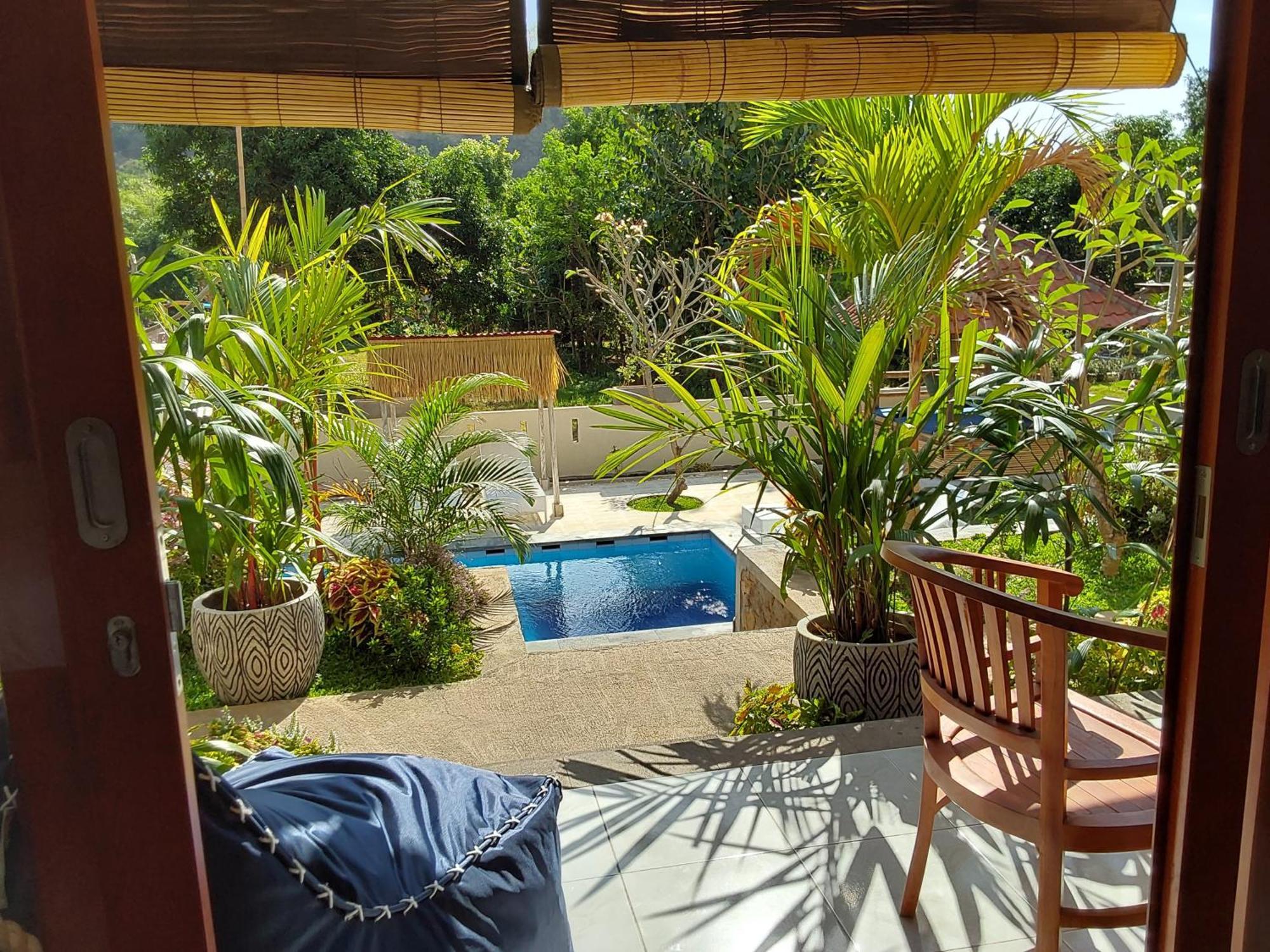 Okaoki Homestay Amed Extérieur photo
